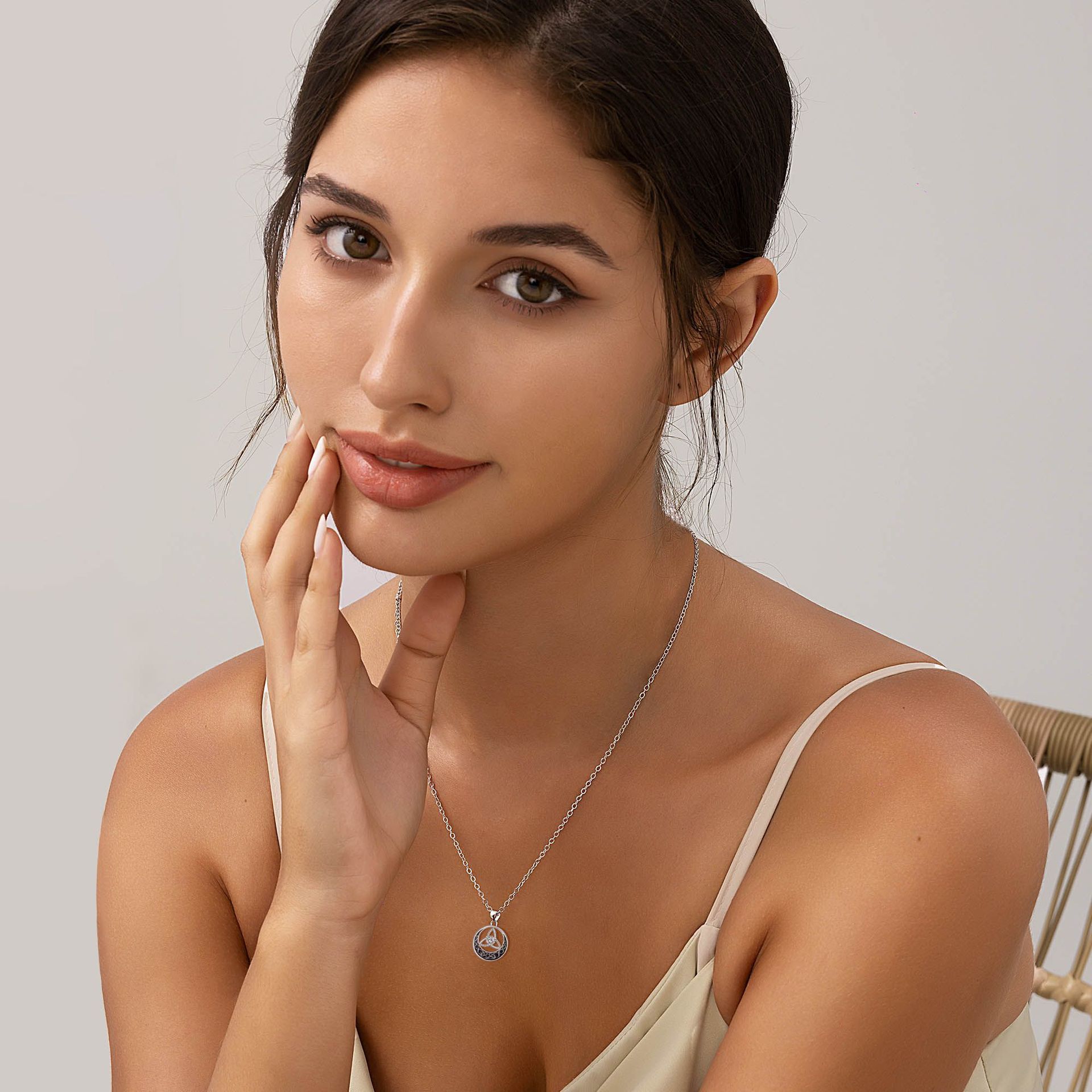 Beauty & Accessories